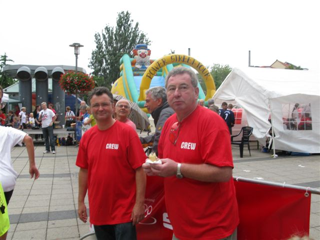 ../Images/BenefizlaufMerseburg2010 (94).jpg